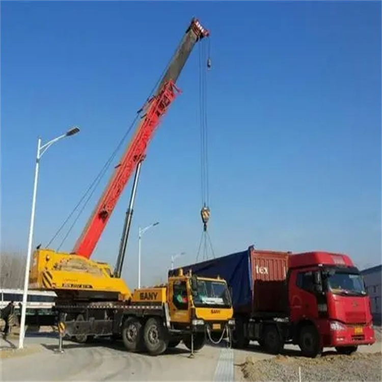 深州吊车出租吊装大件的时候的注意事项